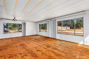 18005 Robinson Ln SW, Rochester, WA 98579 - Photo 22