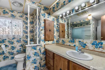 18005 Robinson Lane SW, Rochester, WA 98579 - Photo 26