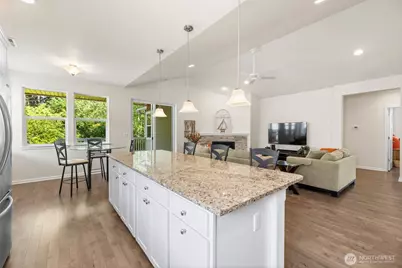 1933 Fraser Avenue, Mount Vernon, WA 98274 - Photo 18