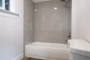 1437 E 30th St, Tacoma, WA 98404 - Photo 8
