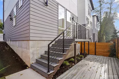 9013 14th Avenue SW, Seattle, WA 98106 - Photo 24