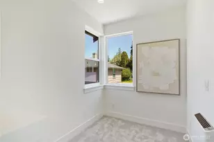 9013 14th Ave SW, Seattle, WA 98106 - Photo 8