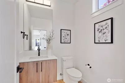 9013 14th Avenue SW, Seattle, WA 98106 - Photo 20