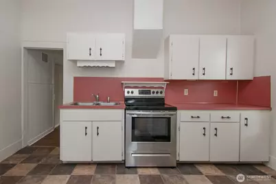 421 E 6th Street, Port Angeles, WA 98362 - Photo 14