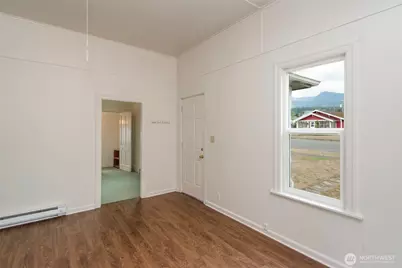 421 E 6th Street, Port Angeles, WA 98362 - Photo 8