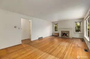 9525 7th Ave NW, Seattle, WA 98117 - Photo 6