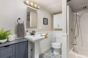 8106 8th Ave NW, Seattle, WA 98117 - Photo 16