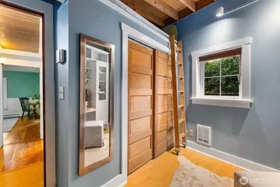 8106 8th Avenue NW, Seattle, WA 98117 - Photo 18