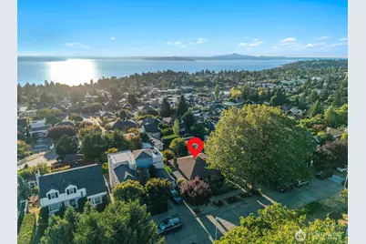 6757 38th Avenue SW, Seattle, WA 98126 - Photo 4