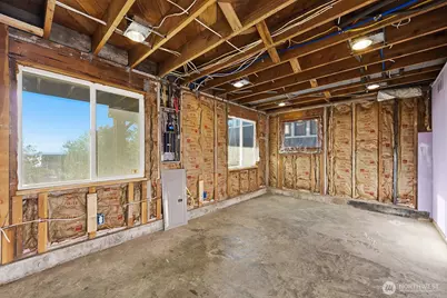 6757 38th Avenue SW, Seattle, WA 98126 - Photo 24