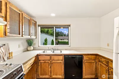 22906 Edmonds Way #7, Edmonds, WA 98020 - Photo 14
