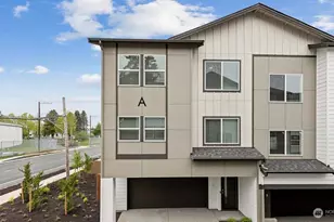 15215 35th Ave W, Lynnwood, WA 98087 - Photo 1
