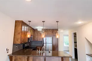 442 4th Ave., Kirkland, WA 98033 - Photo 2
