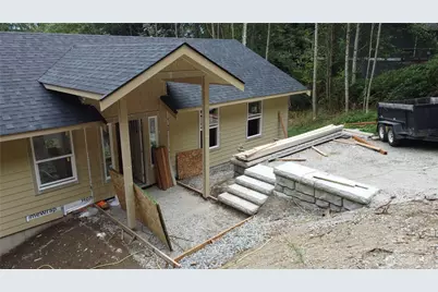 392 W Alder Drive, Sedro Woolley, WA 98284 - Photo 2