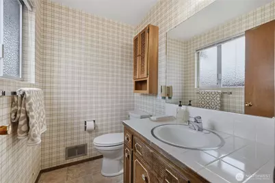 7409 S 15th Street, Tacoma, WA 98465 - Photo 10