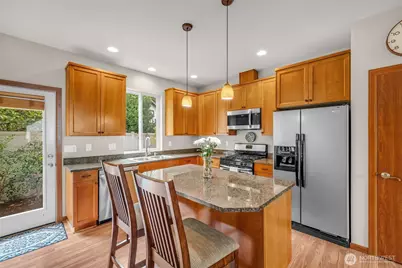 160 6th Avenue SE, Issaquah, WA 98027 - Photo 8