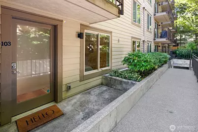 566 Prospect Street #103, Seattle, WA 98109 - Photo 20