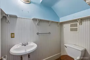 248 S 1st Street S, Kalama, WA 98625 - Photo 14