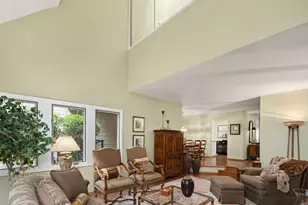 10209 NE 19th Pl, Bellevue, WA 98004 - Photo 8