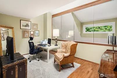 10209 NE 19th Place #D2, Bellevue, WA 98004 - Photo 22