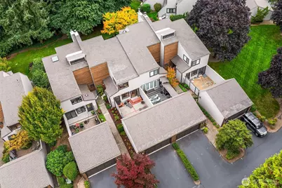 10209 NE 19th Place #D2, Bellevue, WA 98004 - Photo 34