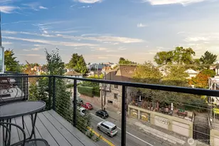 121 12th Ave E, Seattle, WA 98102 - Photo 16