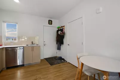 121 12th Avenue E #506, Seattle, WA 98102 - Photo 6