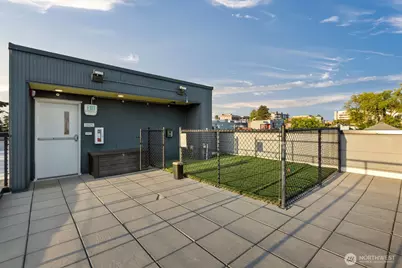 121 12th Avenue E #506, Seattle, WA 98102 - Photo 24