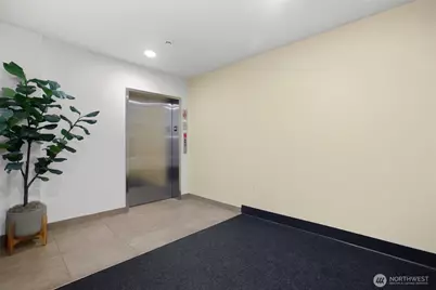 121 12th Avenue E #506, Seattle, WA 98102 - Photo 32