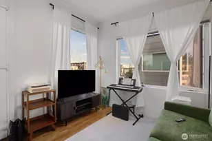 121 12th Ave E, Seattle, WA 98102 - Photo 8