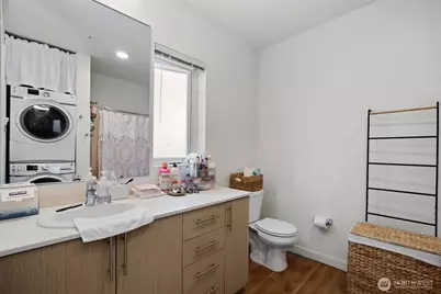 121 12th Avenue E #506, Seattle, WA 98102 - Photo 14