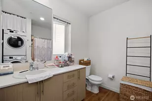 121 12th Ave E, Seattle, WA 98102 - Photo 14