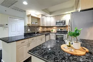 11011 NE 12th St, Bellevue, WA 98004 - Photo 6
