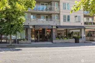 11011 NE 12th St, Bellevue, WA 98004 - Photo 20