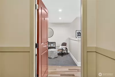 1820 24th Avenue #101, Seattle, WA 98122 - Photo 2