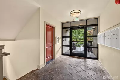 1820 24th Avenue #101, Seattle, WA 98122 - Photo 20