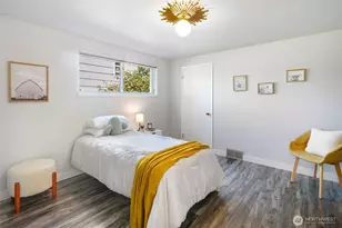 2327 N 140th St, Seattle, WA 98133 - Photo 26