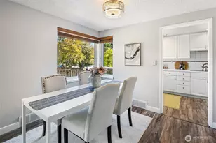 2327 N 140th St, Seattle, WA 98133 - Photo 10