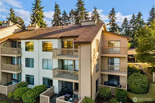 1018 S 312th St, Federal Way, WA 98003 - Photo 2