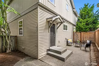 5614 Fauntleroy Way SW #B, Seattle, WA 98136 - Photo 16
