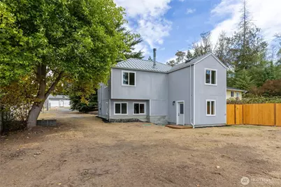 1386 Admirals Drive, Oak Harbor, WA 98277 - Photo 24