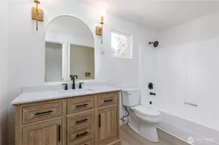 1386 Admirals Dr, Oak Harbor, WA 98277 - Photo 14