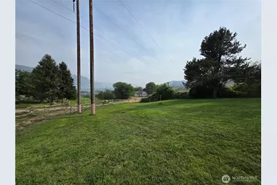 81 B Golden Road, Oroville, WA 98844 - Photo 20