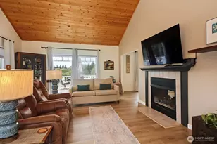 5655 Pauleina Ct, Freeland, WA 98249 - Photo 4