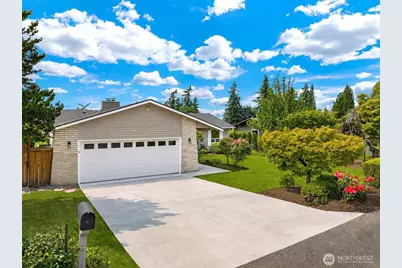4259 133rd Avenue SE, Bellevue, WA 98006 - Photo 2