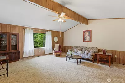 35505 37th Avenue S, Roy, WA 98580 - Photo 8