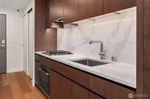 121 Stewart St, Seattle, WA 98101 - Photo 14