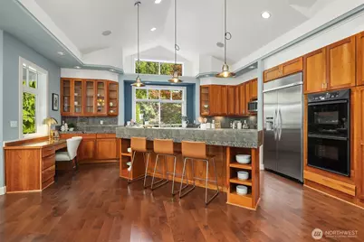 5245 Jung Frau Place NW, Issaquah, WA 98027 - Photo 6