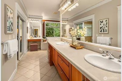 5245 Jung Frau Place NW, Issaquah, WA 98027 - Photo 20