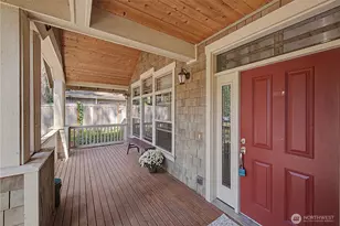 18520 26th Ave NE, Lake Forest Park, WA 98155 - Photo 4